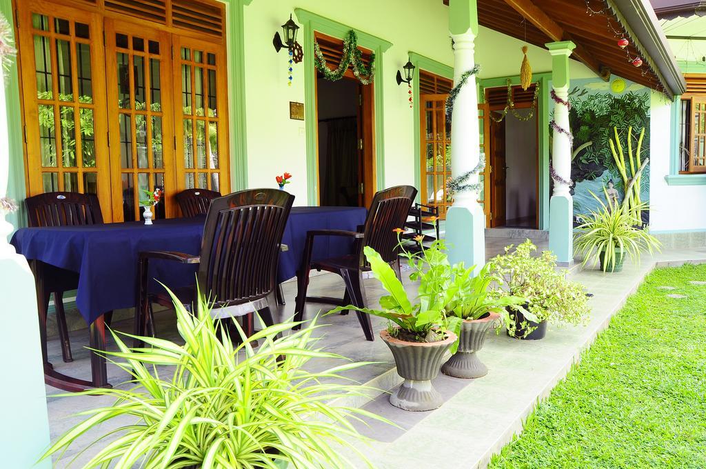 Lumbini Villa Μπεντότα Δωμάτιο φωτογραφία