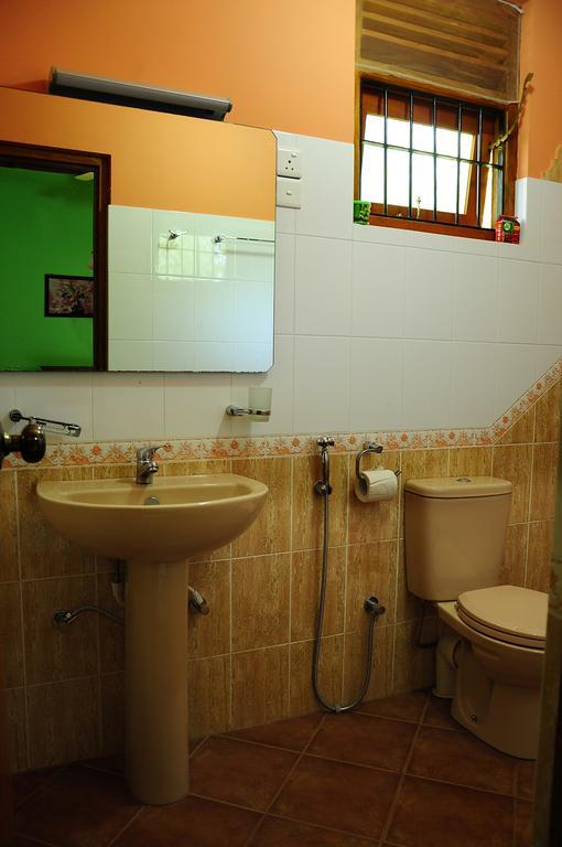Lumbini Villa Μπεντότα Δωμάτιο φωτογραφία