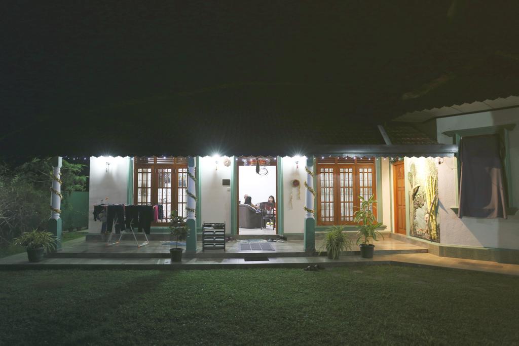 Lumbini Villa Μπεντότα Εξωτερικό φωτογραφία